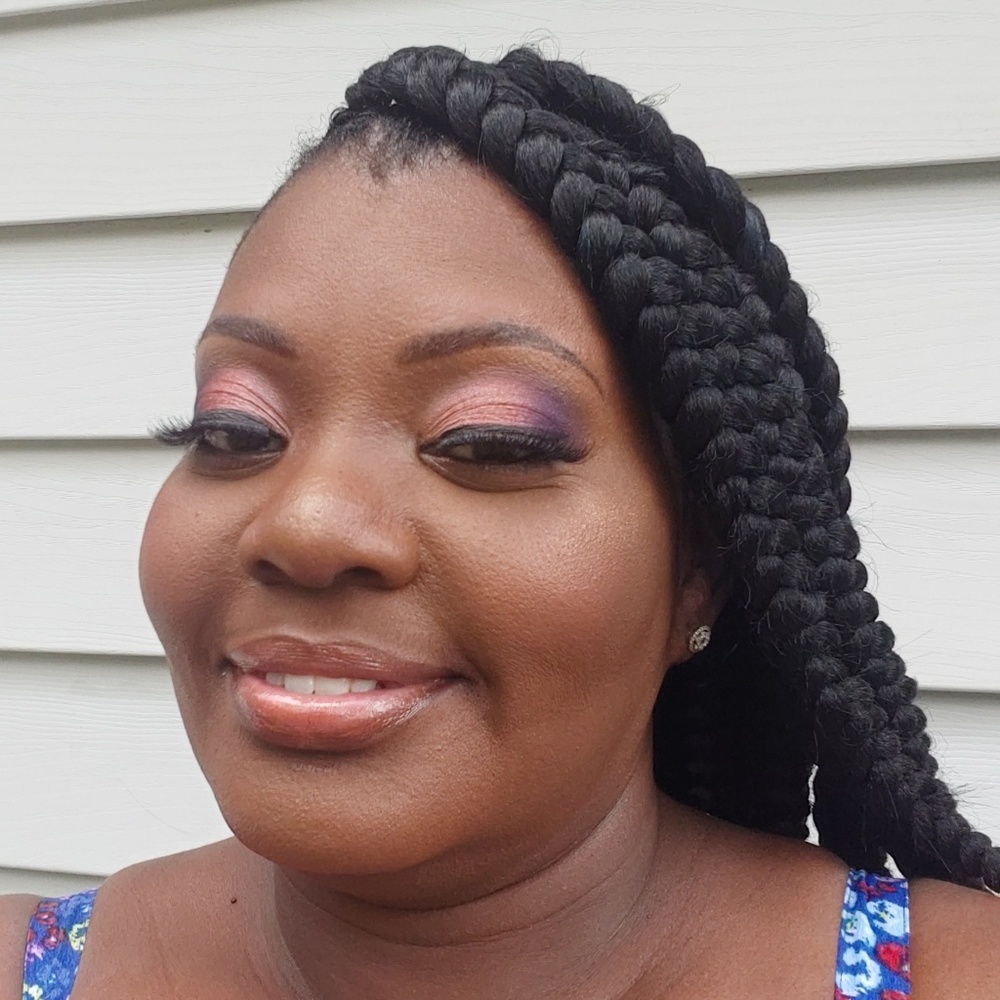 Meet your Posher, Lakisha